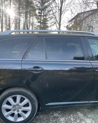 Toyota Avensis cena 5000 przebieg: 430000, rok produkcji 2004 z Karczew małe 121